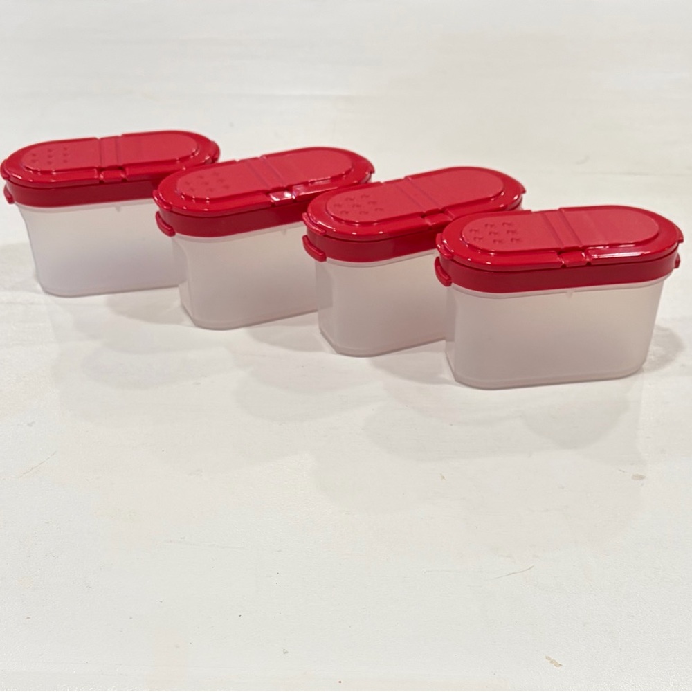 Tupperware 4 Small Spice Shaker Sheer with Red Seals